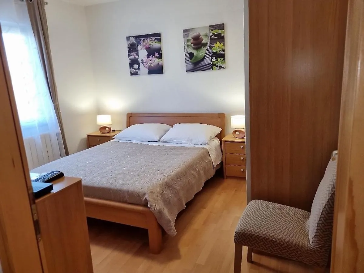 אומאג Apartments Valentina