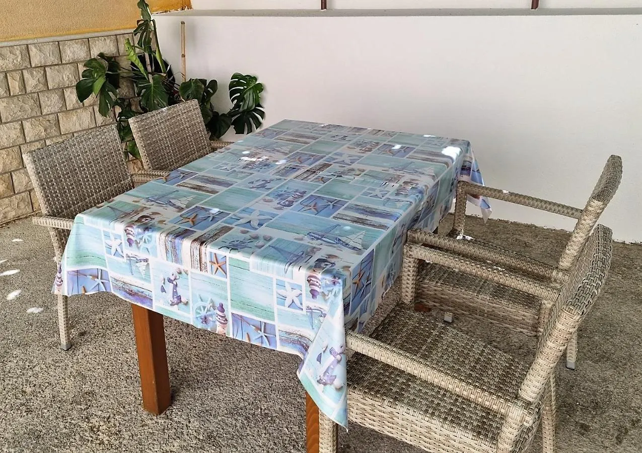 אומאג Apartments Valentina